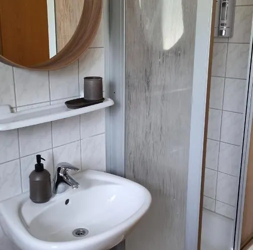 Am Stadtholz 3* Kropelin