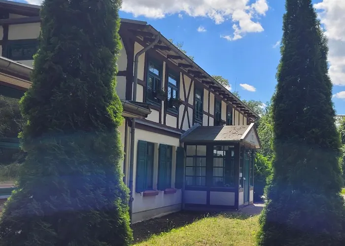 Am Stadtholz 3* Kropelin